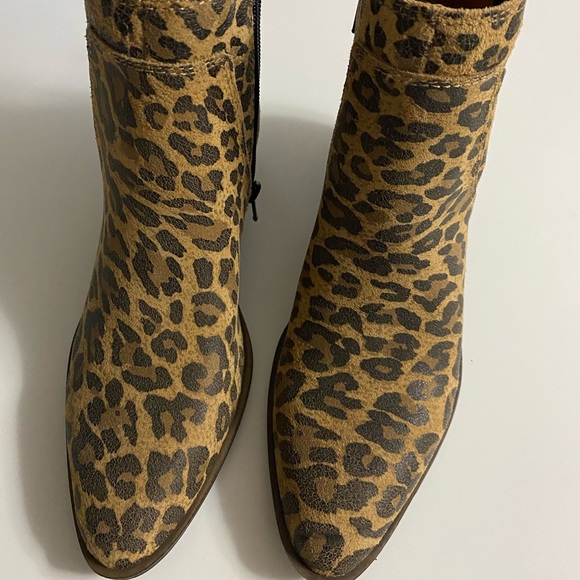 Lucky Brand Boots - Picture 2 of 6